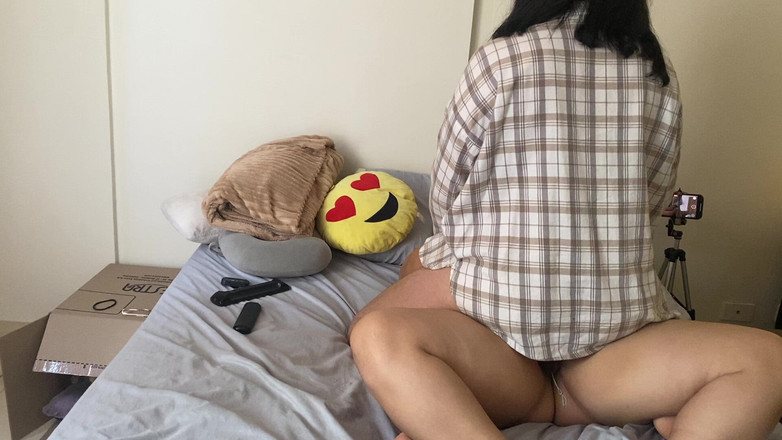 zoemelissa: Ngày tình dục đồng tính nữ truyền giáo, chà xát âm hộ...