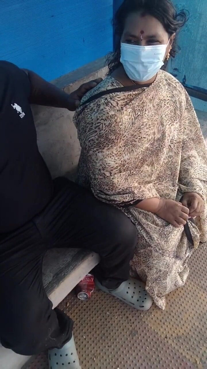 Benita sweety: Chennai highway - pasangan kekasih india lagi asik