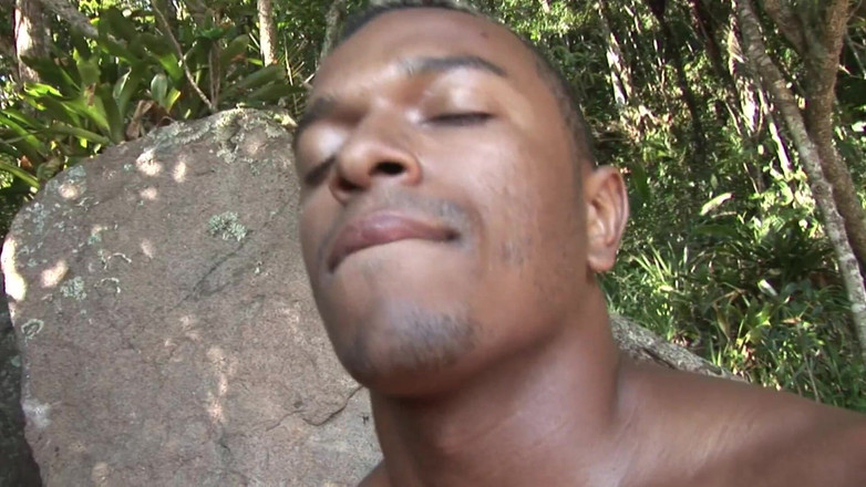 Gay X: Dobře strávený den v přírodě s hlubokým análem!