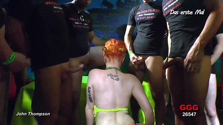 Fuck cumshot party: Ggg John Thompson - Party!! the Young Slut Does It for...