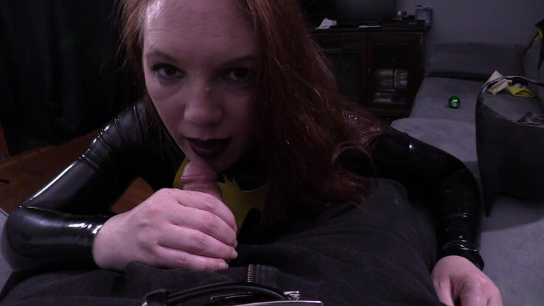 Evangelines Fetish: Bat-girls Mesmerized Handjob Technique