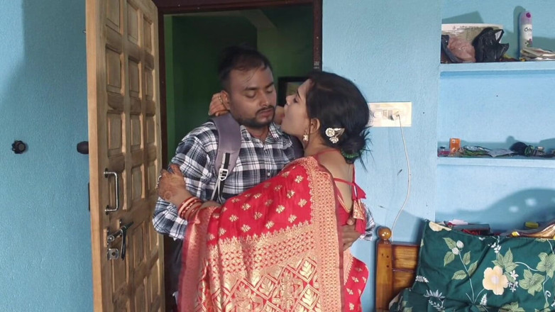 Sona bhabhi: 我的丈夫操了我