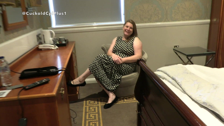 HotwifeRachel: गुड मॉर्निंग व्यभिचारी पति। पति मुझे होटल से उठाता है