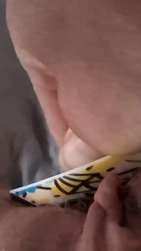 Yakın çekim orta yaşlı seksi kadın anal tek başına oyna dp son