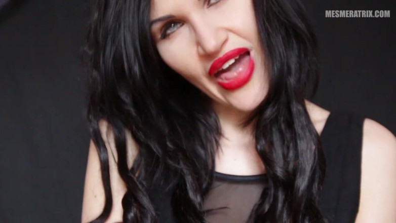 Lady Mesmeratrix Official: Seducție erotică din nailon ....