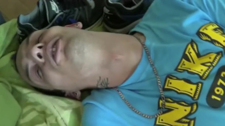 Gaybareback: Double penetration for a scally boy