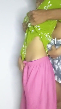 Bhabhi Ji, saya nampak segala-galanya