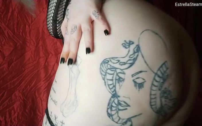 EstrellaSteam: Chubby Girl Shows You Her Big Ass