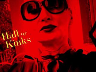 Dominatrix Redsonyja: Cât de mult te iubesc aici, fute-mă pe rând cu...