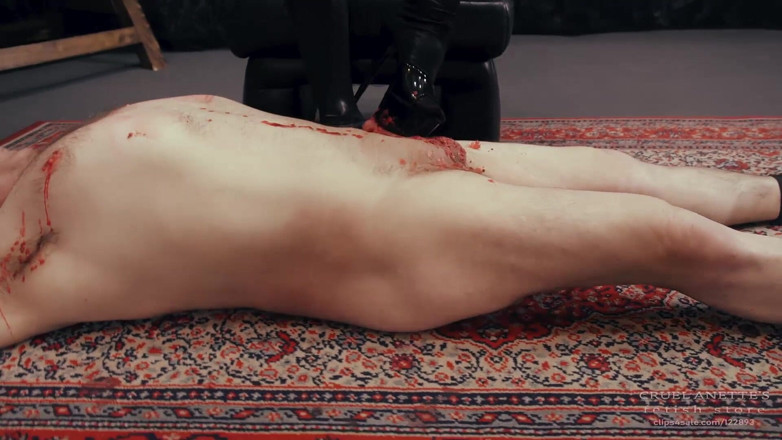 Cruel Anettes fetish world: Lindung panas dan kasut tumit tinggi