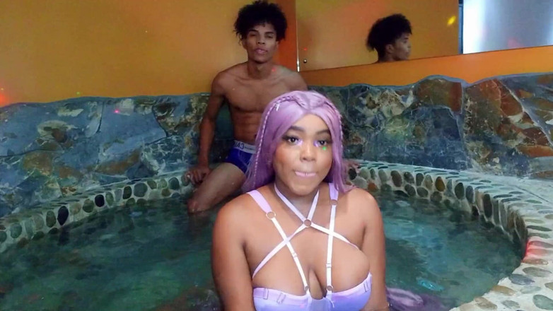 AndreaAndJean: Zboczona dziewczyna Otaku uwielbia się pieprzyć