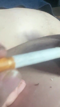 Extreem pik kwelling met sigaret