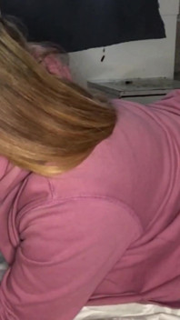 Sperma keluar dari mulut cewek latina pendeja