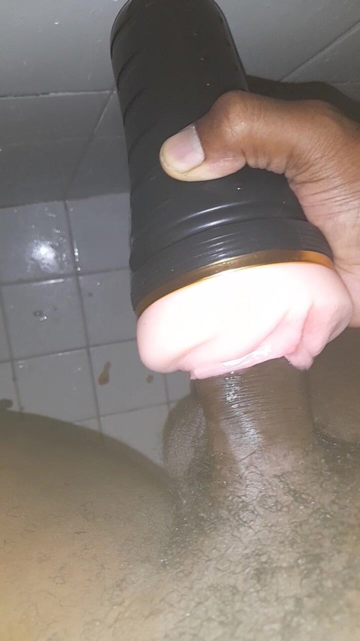 Black guy: Ngocok s9 e10