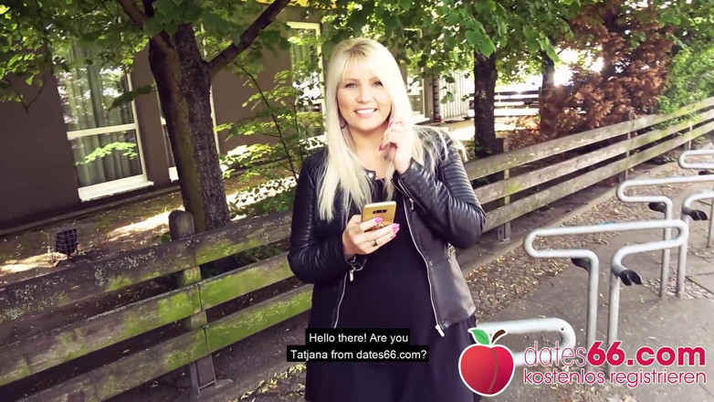 Dates66: Blonda germană Tatjana Young agățată pe stradă și futută în parcul orașului
