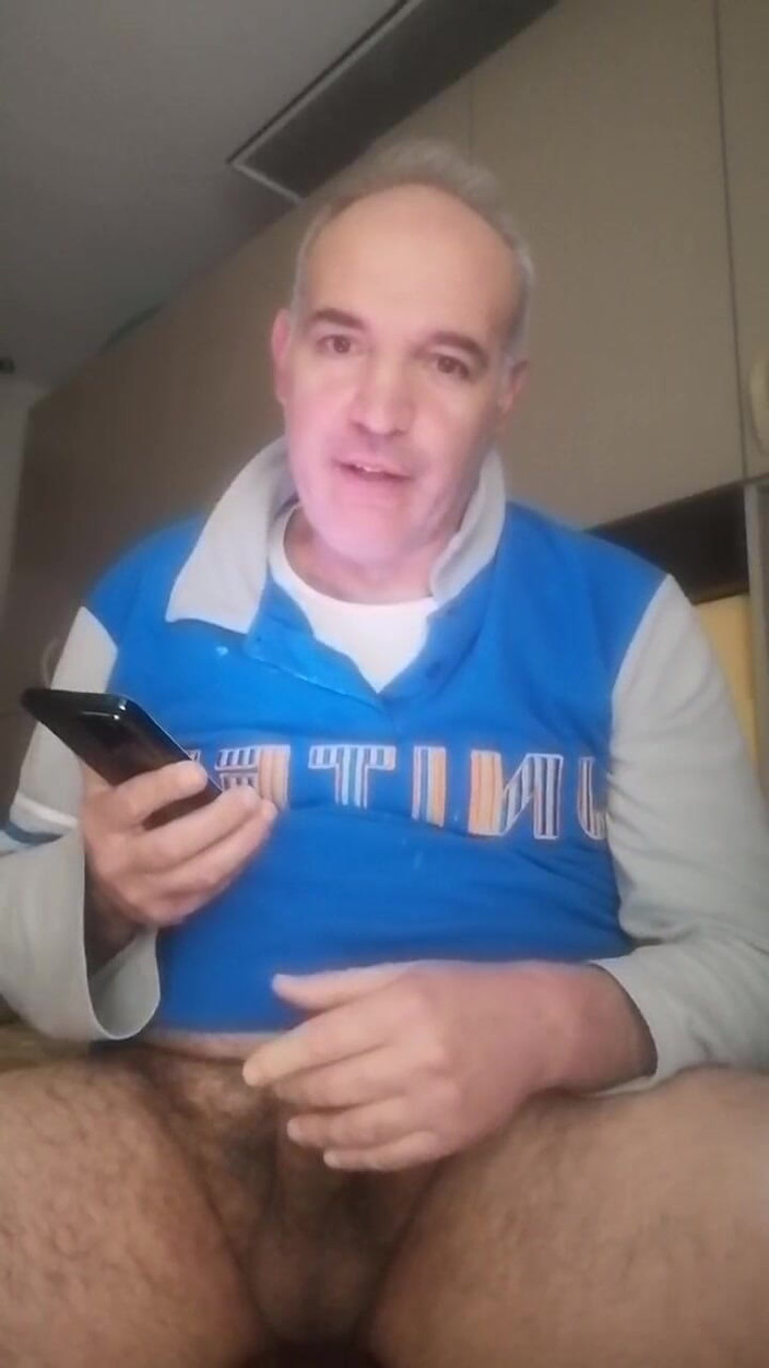 Setesesso7: 従順な奴隷のために長く力強い射精を!