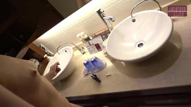 Studio JAV Launcher: Please Seduce My 26 Yo Wife - Ep2