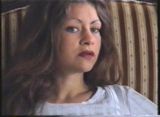 Foot Girls: Teen gets her feet licked