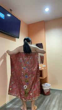 Liyakat törenini tamamladıktan sonra, hadi otele gidelim