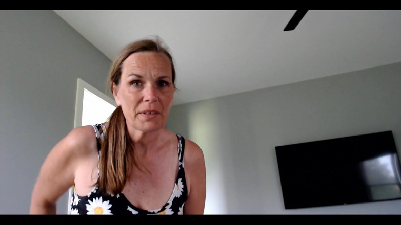 KimitheMilfMommy: Shhhh I'm Your Best Friends' Girl... Sneaking in Because I...