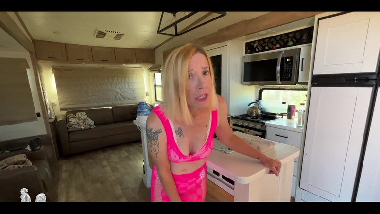 Jane Cane: Moje nevlastní sestra potřebuje postel