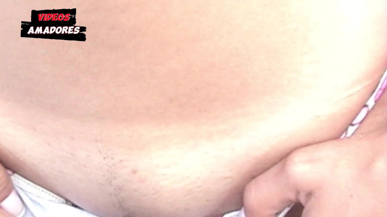Amateurs videos: Putes sur la plage déserte