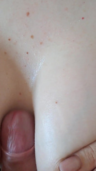 Pau grande fode belos seios naturais