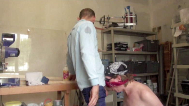 CASTING PORN AMATOR: Futută de polițistul dominant