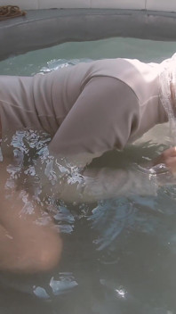4k su boğma seksi latin tanrıça mayo devriliyor