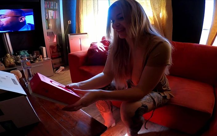Blacked By Demand: BBC Mailman Ballsdeep PAWG