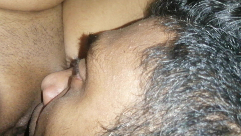 Tina Baby: Dojmy z obličeje Desi Bhabhi