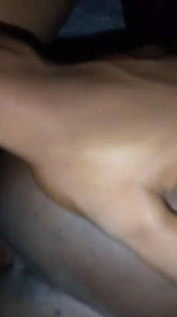 Vesnická studentka tvrdě šuká s vysokoškolským učitelem