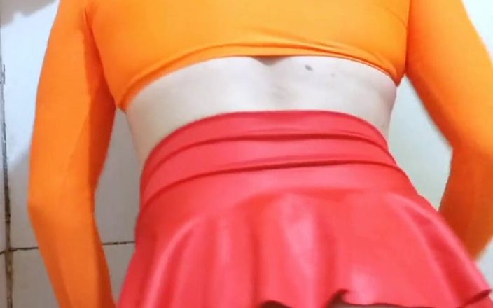 Carol videos shorts: Femboy nóng bỏng. Video carol quần đùi
