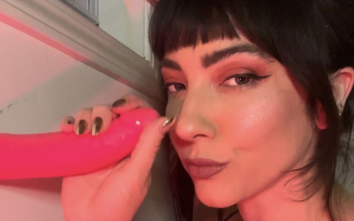 blairswitch: 我想吮吸你的鸡巴