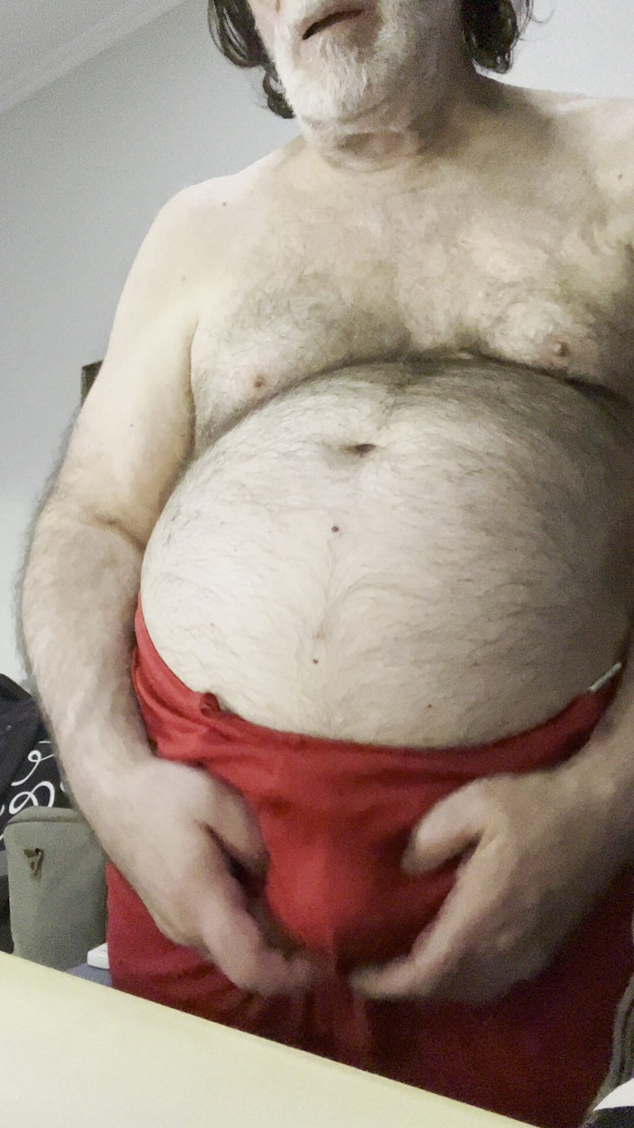 Coach Karl dude lodge: कोच Karl Teasing