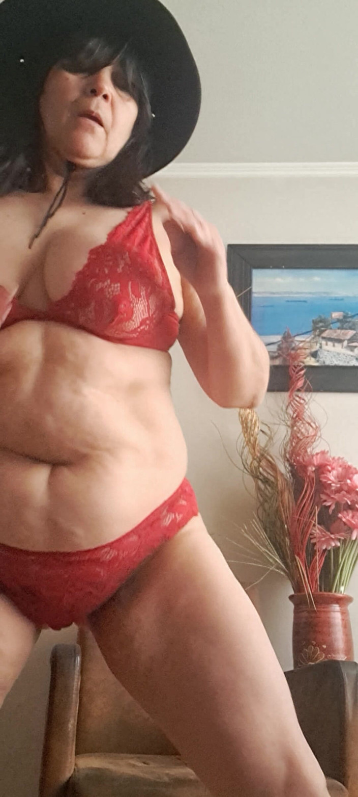 Mommy big hairy pussy: Hot Mature Woman and More