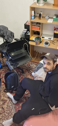 Pewnego dnia, kompilacja skarpetek Nike i gier przedmiotowych