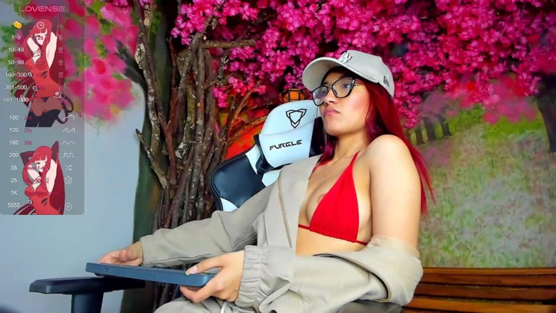 Lia Wood: Mi Pelo Rojo Y Mi Cuerpo Perfecto Quiero Que Me...