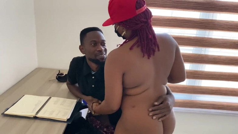 Fun for 10k bi videos only: Baise bi et romance avec une bombasse sexy et sa...