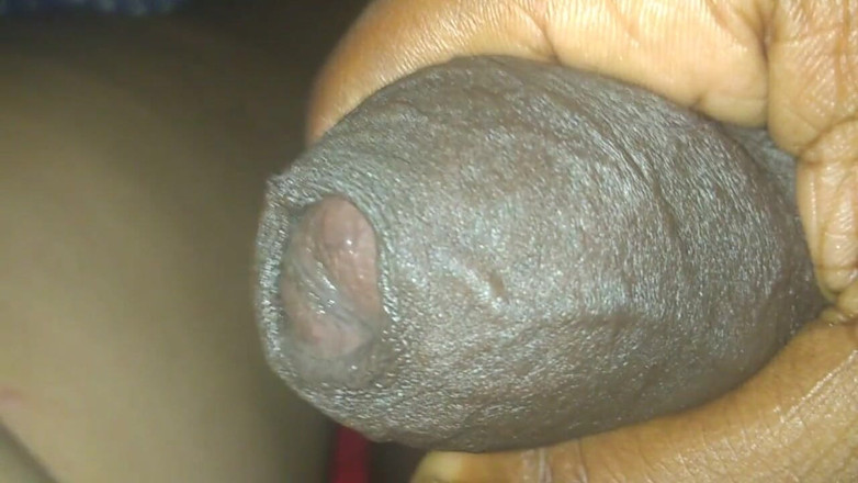Sharinga: Having sex with a girl in bed