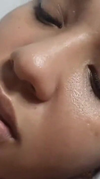 Ma voisine sexy arrive de New York au Mexique et maintenant elle me suce la bite, mieux vaut être pratique avec mon demi-frère ?