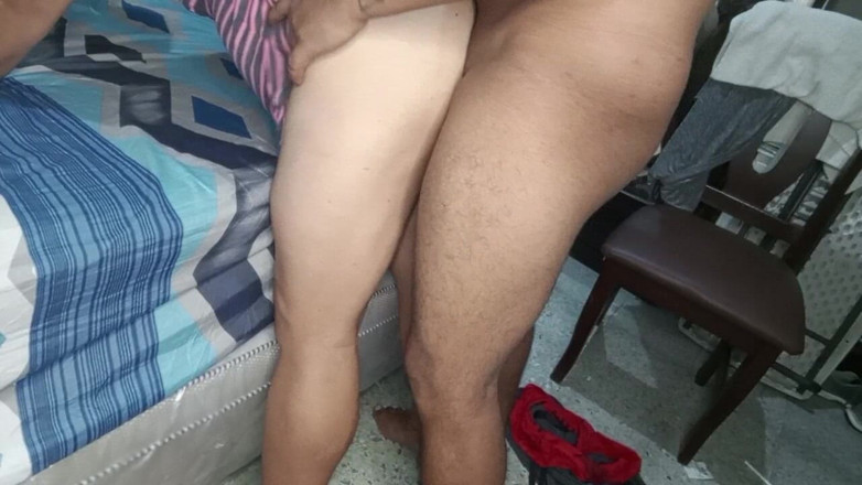 Milfta boohot: Sexo anal com uma avó madura traindo