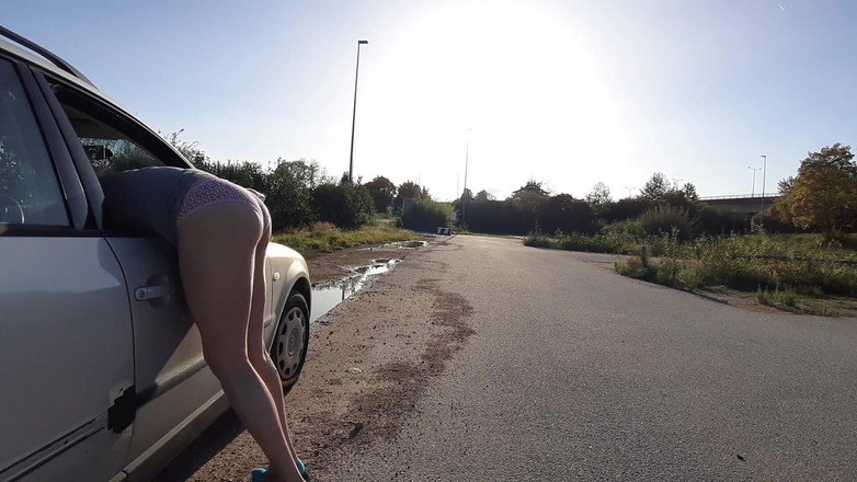 sweetfeet29: Sunny u auta