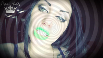Goddess Misha Goldy: My magic lips making you crazy! Mind fuck!