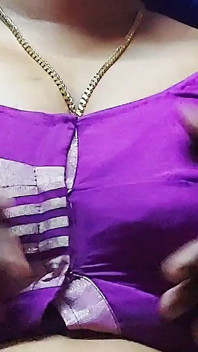 Gorąca sesja masażu Big Ass MILF