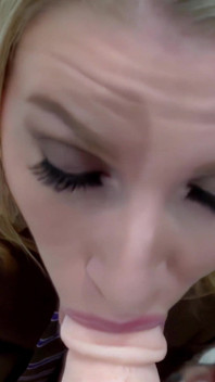 Pijpbeurt met Danielle Maye