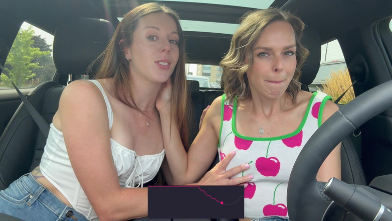 Serenity Cox: Nadia foxx e serenity cox utilizzano lussureggianti vibratori telecomandati in...