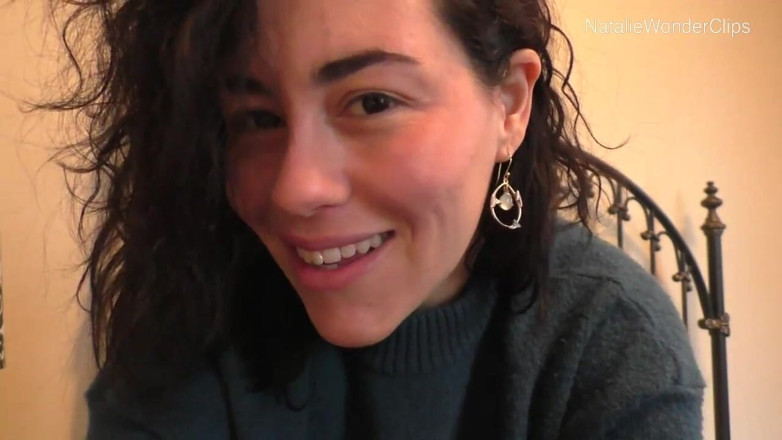Natalie Wonder: Mama vitregă îți vindecă micul pișat rănit