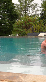La Mia Amore Mi Scopa Nella Piscina Della Villa!