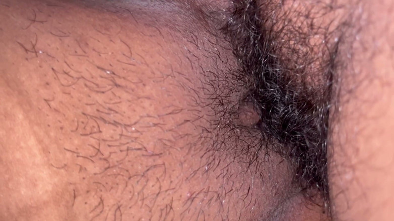 Desi Bhabhi 01: Air tertumpah *jiran* (kawasan bonggol/pam).